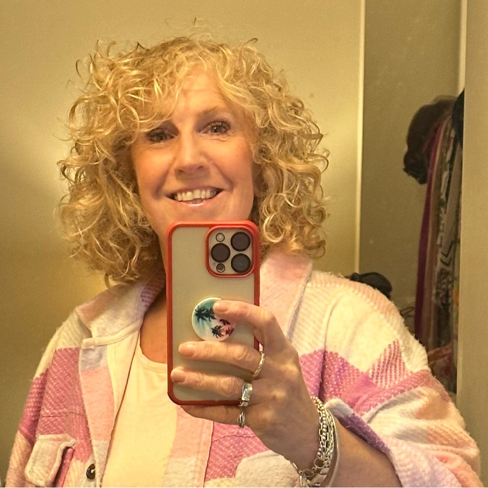 Meet your Posher, Jennifer
